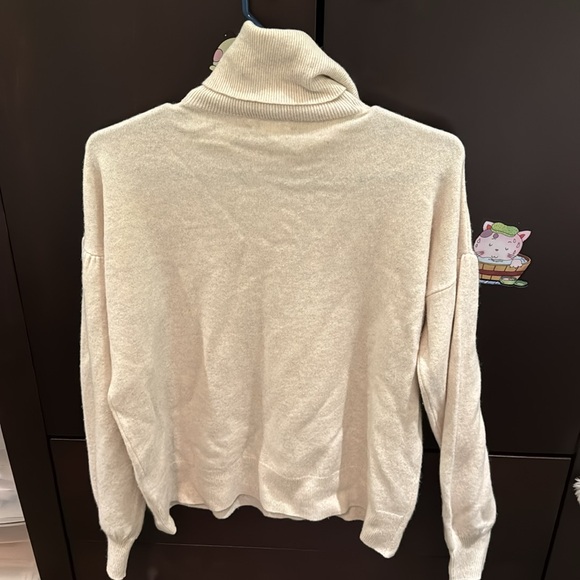 Club Monaco cashmere sweater - Picture 3 of 4